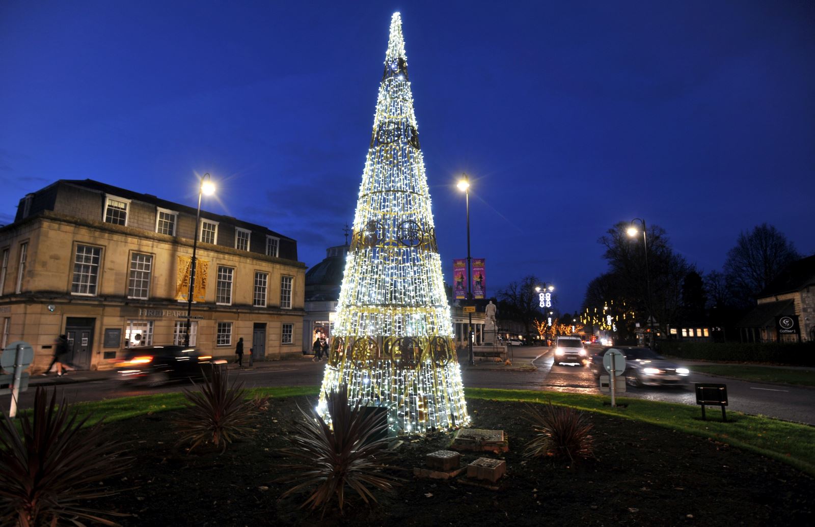 Cheltenham Christmas tree 2020