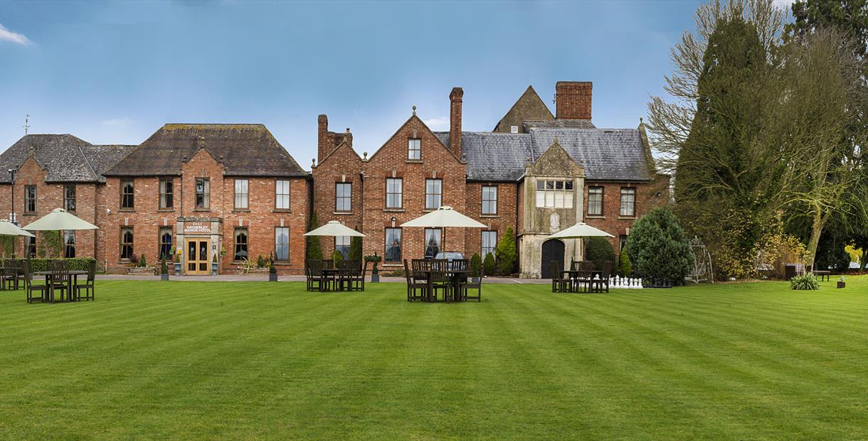 Exterior of Hatherley Manor Hotel & Spa