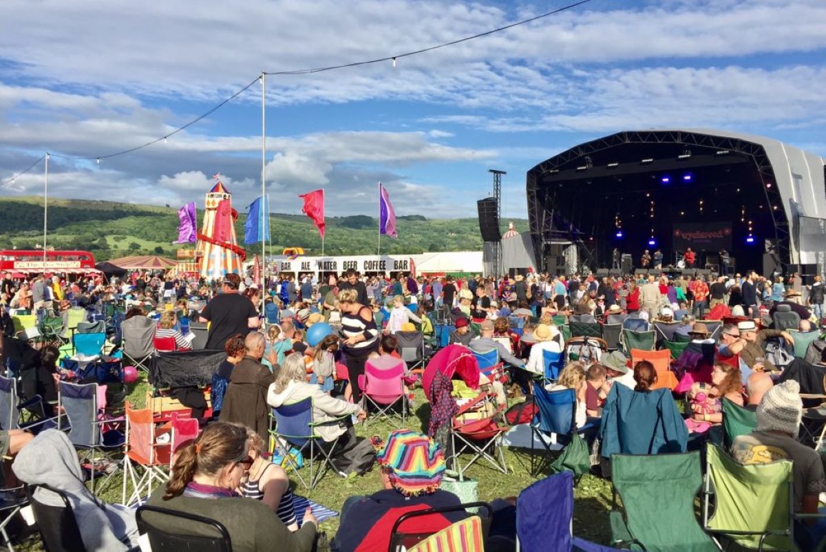 Festival goers at Wychwood Festival