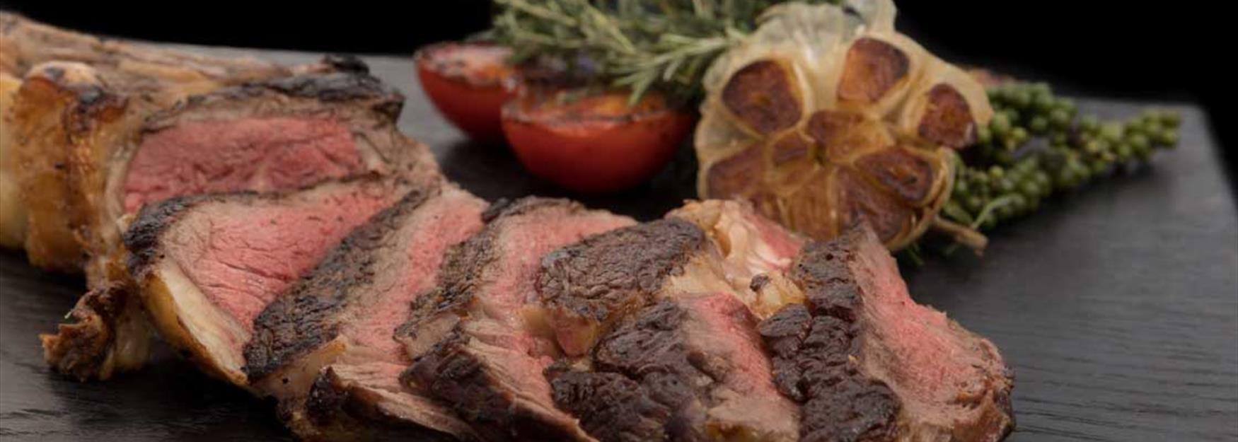 Picture of Woodkraft's famous Tomahawk Steak