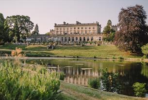 Cowley Manor exterior