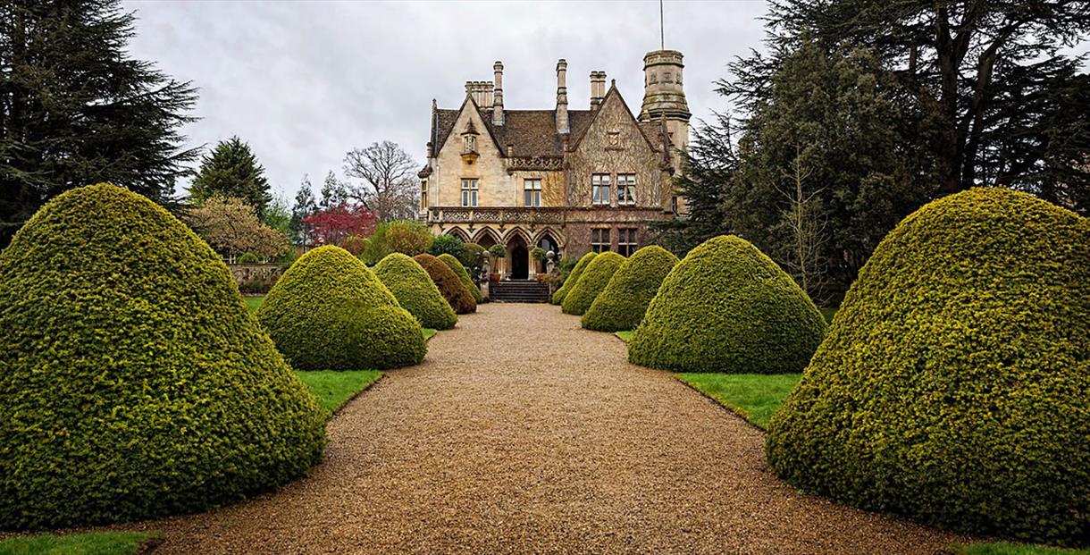 Manor by the Lake
